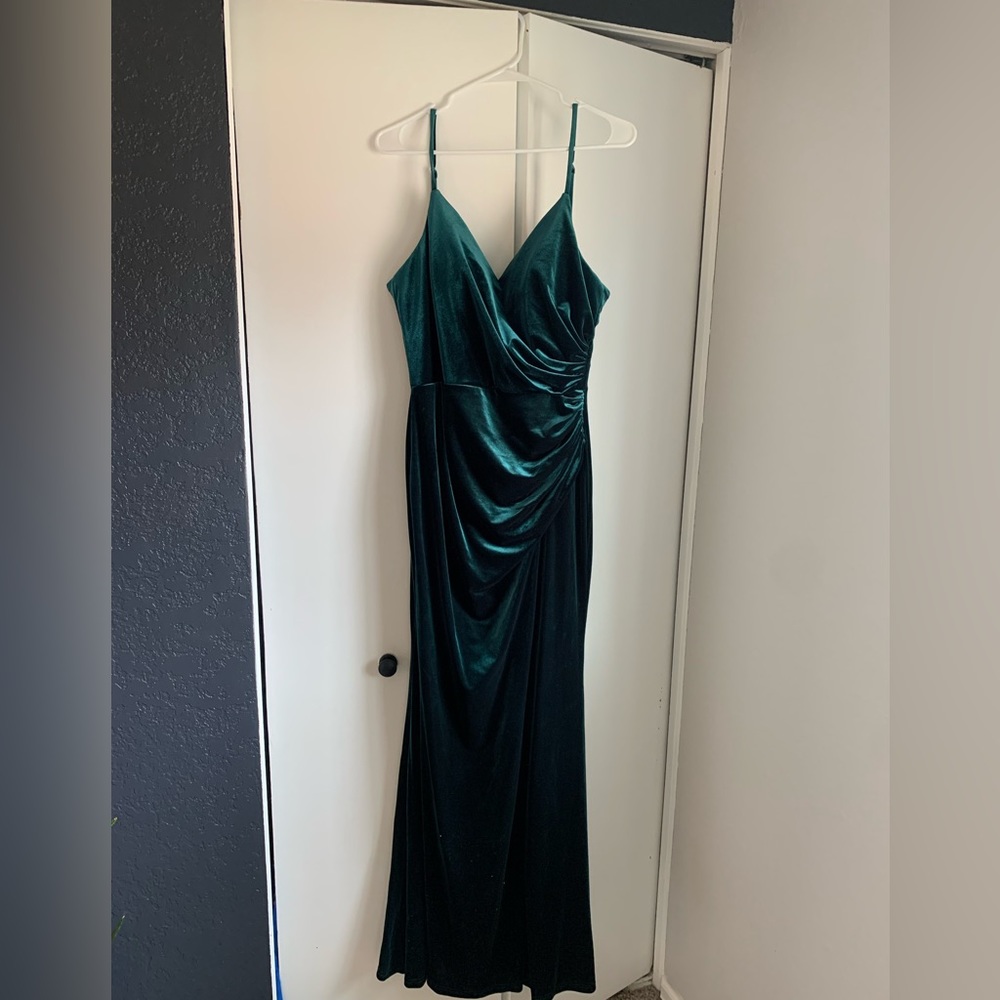 Rory Velvet Bridesmaid Dress - Classic Emerald